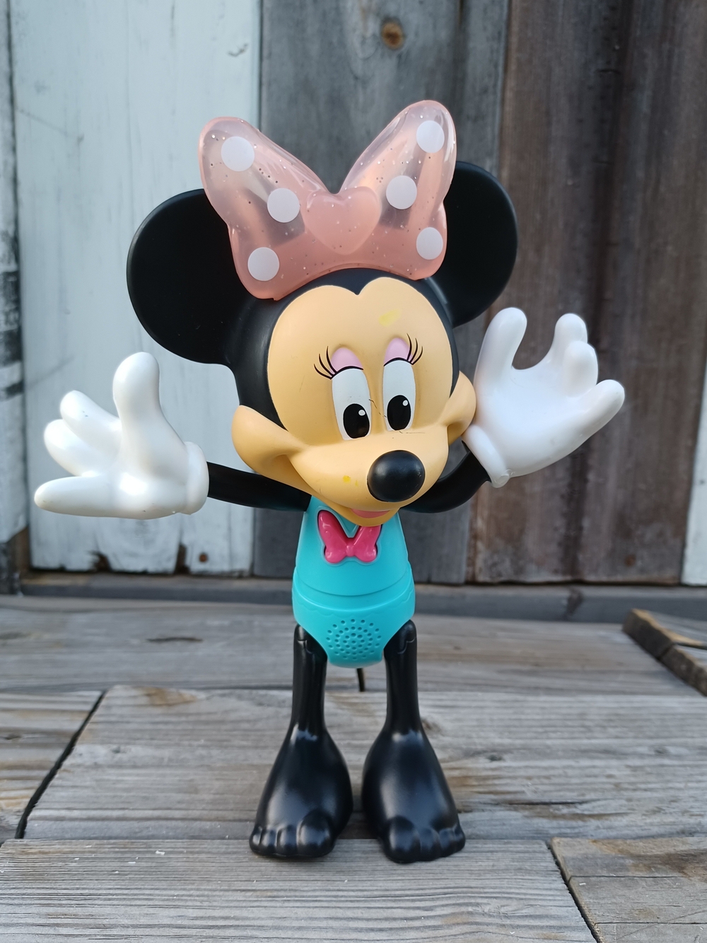 Disney Minnie Mouse Talking Figure 10" 2013